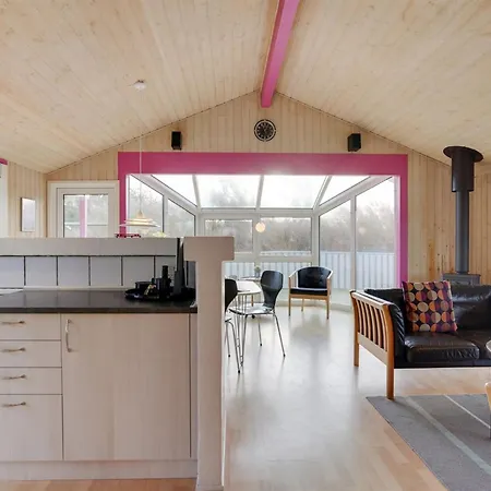 Hava - 450m From The Sea By Interhome